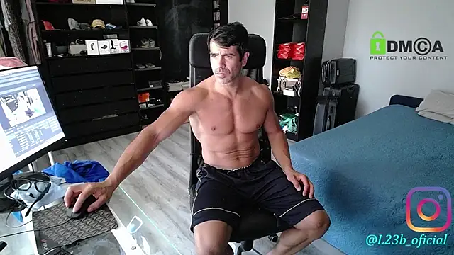 Snapshot of samricci21 chatting on July 3, 4:24 pm samricci21 online show from July 3, 4:24 pm