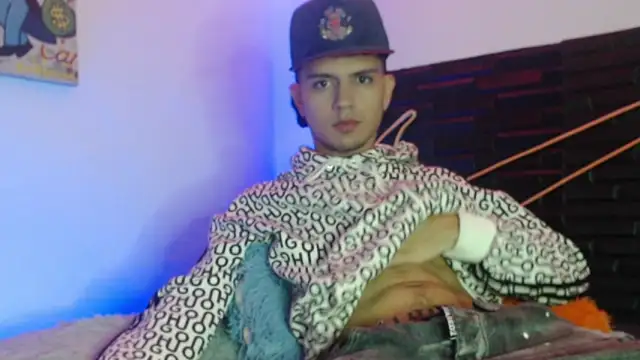 andersonZ998 online show from October 26, 2:17 am