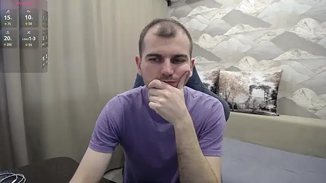 Snapshot of SerzhKorol1 chatting on May 8, 7:46 am SerzhKorol1 online show from May 8, 7:46 am