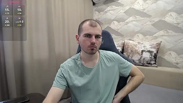 Snapshot of SerzhKorol1 chatting on May 29, 8:23 am SerzhKorol1 online show from May 29, 8:23 am