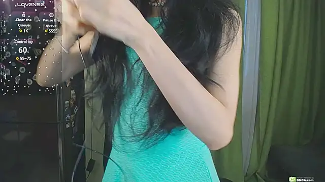 Snapshot of The_Blacksphinxxx chatting on February 20, 1:30 pm The Blacksphinxxx online show from February 20, 1:30 pm