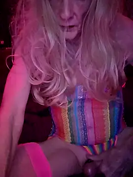 Vonniecd online show from October 14, 3:29 am