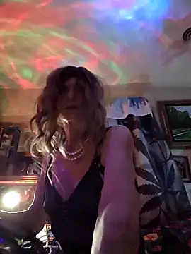 Vonniecd online show from November 7, 5:29 am