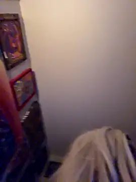 Vonniecd online show from May 9, 3:45 am