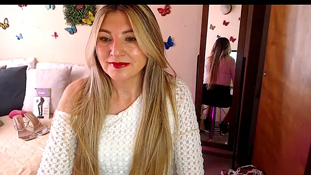 Jolie-Mature online show from June 25, 9:30 pm