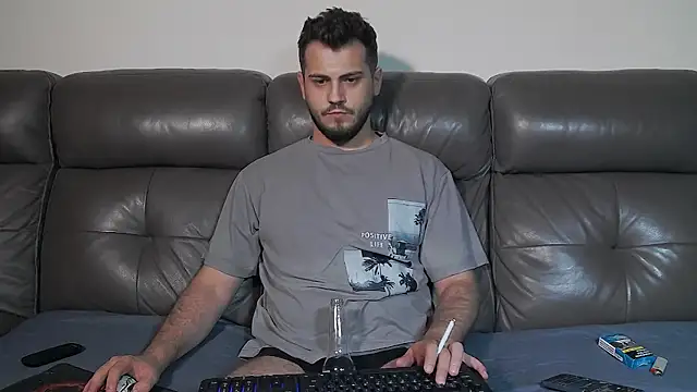 Snapshot of CrazyDom1 chatting on July 3, 8:26 pm CrazyDom1 online show from July 3, 8:26 pm