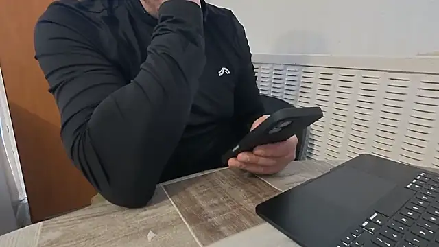 TigerOne19 online show from March 8, 7:23 am