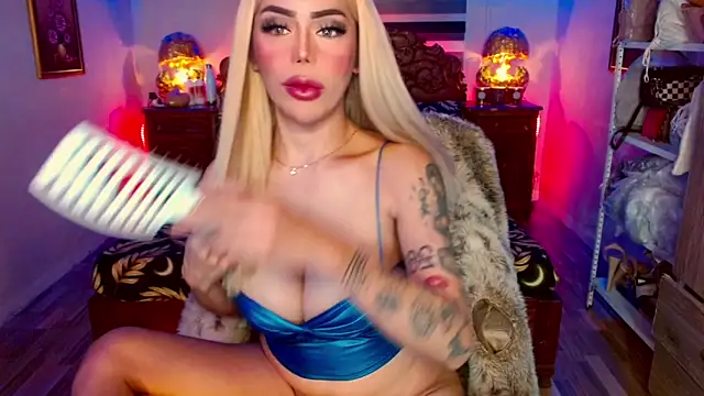 Magnificent Goddess online show from April 27, 7:17 am