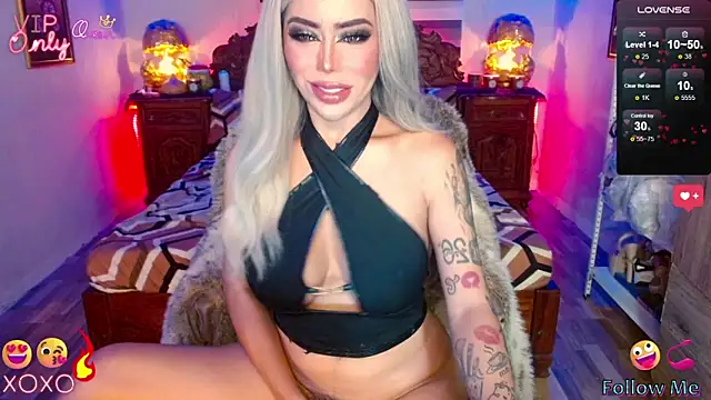 Snapshot of Magnificent_Goddess chatting on May 31, 3:47 am Magnificent Goddess online show from May 31, 3:47 am