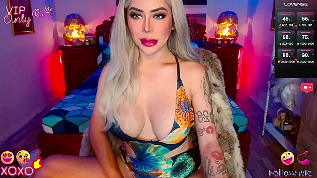 Snapshot of Magnificent_Goddess chatting on June 2, 4:36 am Magnificent Goddess online show from June 2, 4:36 am