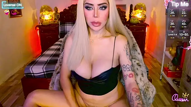Snapshot of Magnificent_Goddess chatting on June 28, 4:07 am Magnificent Goddess online show from June 28, 4:07 am