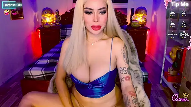 Snapshot of Magnificent_Goddess chatting on June 29, 6:30 am Magnificent Goddess online show from June 29, 6:30 am