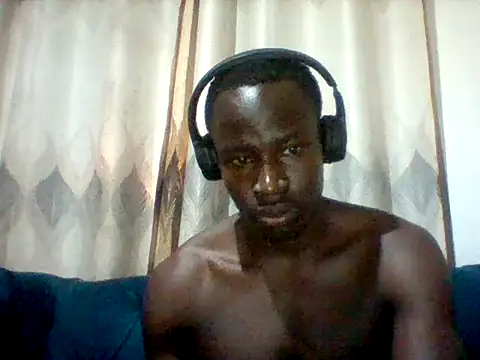 Snapshot of mclntz_bbc chatting on June 15, 1:35 pm mclntz bbc online show from June 15, 1:35 pm