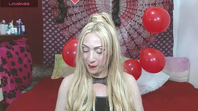 elena evans online show from February 17, 8:47 pm