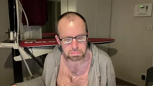 FABIOGLASSES online show from February 3, 12:31 am