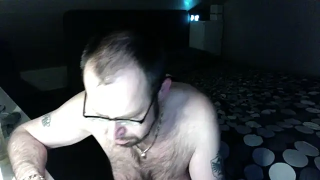 FABIOGLASSES online show from March 7, 1:02 am