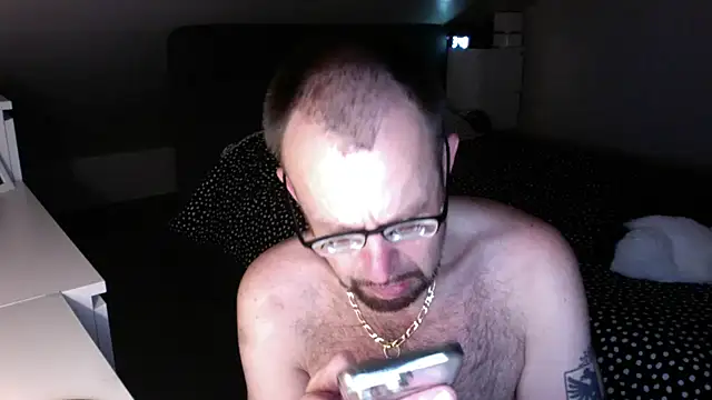 Snapshot of FABIOGLASSES chatting on July 20, 1:42 am FABIOGLASSES online show from July 20, 1:42 am