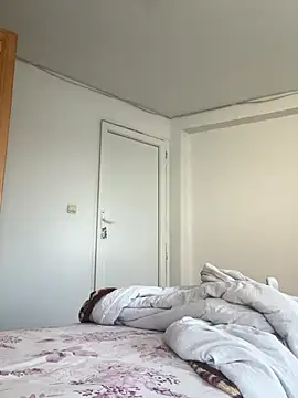 Snapshot of Mary_Hot_ chatting on October 14, 12:50 pm Mary Hot  online show from October 14, 12:50 pm