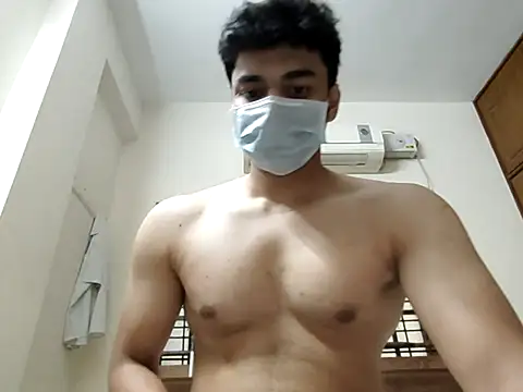 Snapshot of sukku3 chatting on June 13, 10:57 am sukku3 online show from June 13, 10:57 am