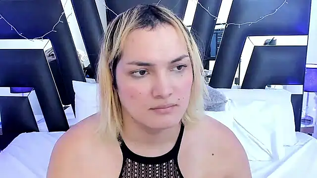 Snapshot of katya_kozlov chatting on March 2, 10:14 am katya kozlov online show from March 2, 10:14 am