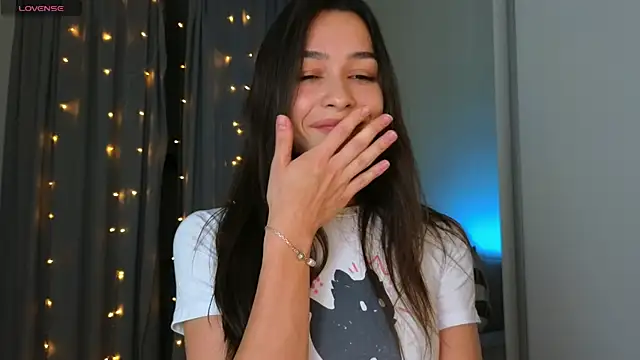 mo1ly online show from January 1, 3:02 am