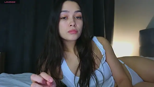 mo1ly online show from February 17, 1:10 pm