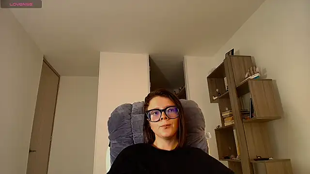 Arya starrk online show from November 7, 2:39 pm