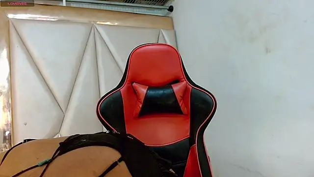 sweet brunettex lovingyou online show from March 23, 6:47 am