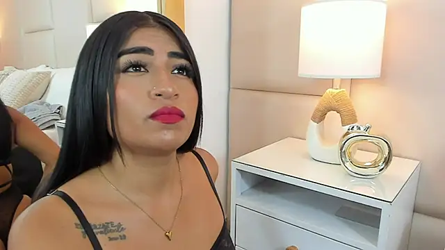 AntoniaRoss  online show from November 4, 2:16 pm