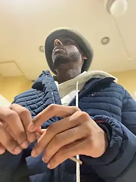 Snapshot of dingoding chatting on February 19, 6:11 am dingoding online show from February 19, 6:11 am