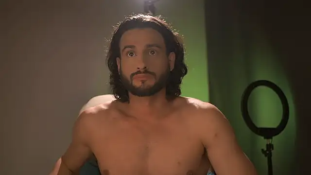 Keen   Luckystrike online show from October 12, 2:27 pm