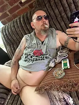 Littledick007007 online show from August 5, 11:57 am
