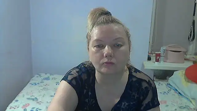 Snapshot of Lusi-777 chatting on June 2, 7:05 pm Lusi-777 online show from June 2, 7:05 pm