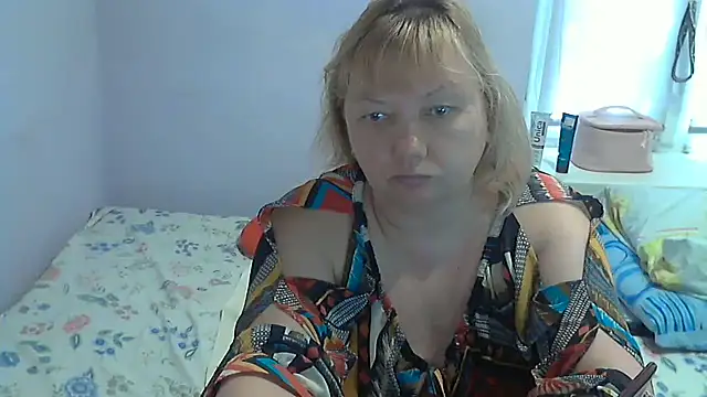 Snapshot of Lusi-777 chatting on June 16, 10:29 am Lusi-777 online show from June 16, 10:29 am