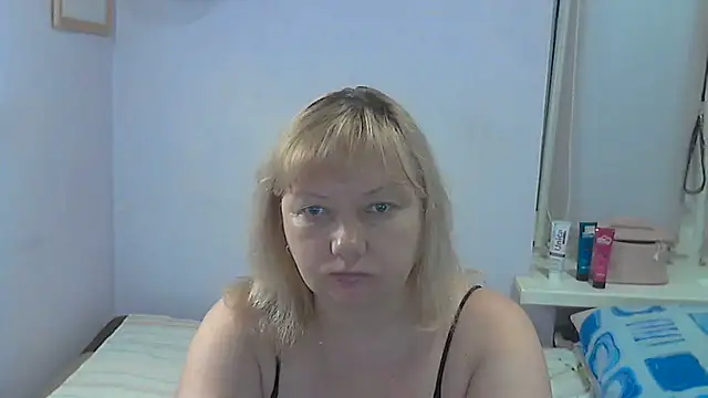 Snapshot of Lusi-777 chatting on June 19, 3:22 am Lusi-777 online show from June 19, 3:22 am