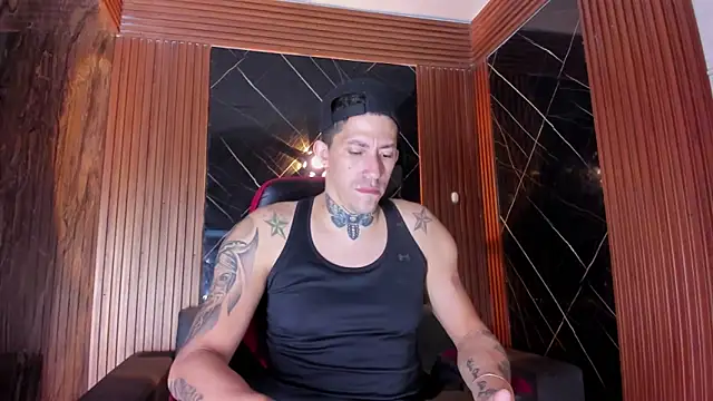 Snapshot of yeckodream chatting on November 11, 4:23 am yeckodream online show from November 11, 4:23 am