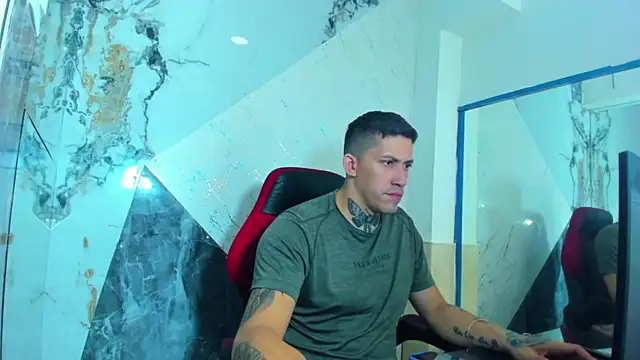 Snapshot of yeckodream chatting on November 27, 6:15 am yeckodream online show from November 27, 6:15 am