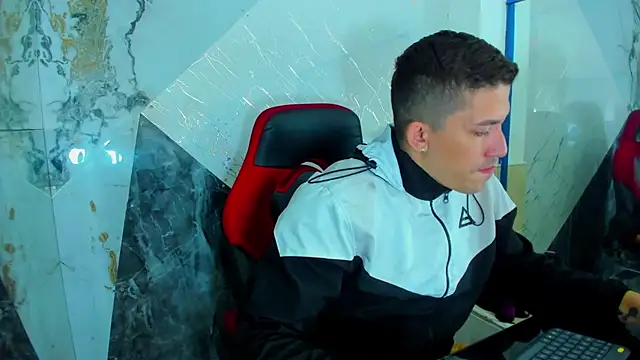 Snapshot of yeckodream chatting on November 29, 7:11 am yeckodream online show from November 29, 7:11 am