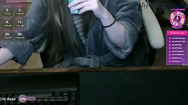 Snapshot of ArtofSweet chatting on November 7, 7:36 pm ArtofSweet online show from November 7, 7:36 pm