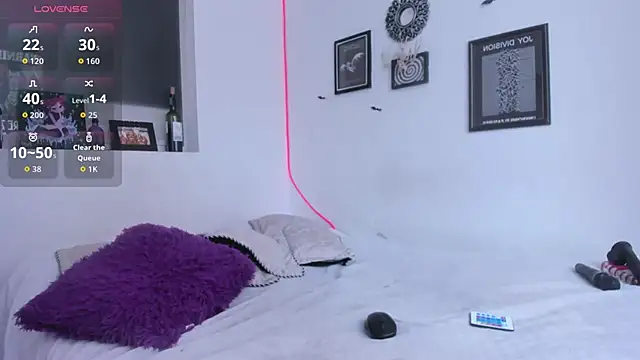 Snapshot of gothic_do11 chatting on February 3, 5:18 pm gothic do11 online show from February 3, 5:18 pm