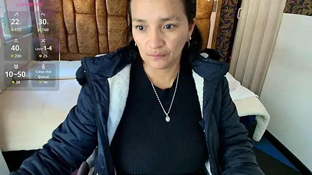 Snapshot of MarilynMiilf_ chatting on June 24, 7:24 pm MarilynMiilf online show from June 24, 7:24 pm
