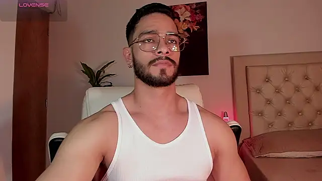 Snapshot of Josseph1_ chatting on October 24, 11:56 pm Josseph1 online show from October 24, 11:56 pm