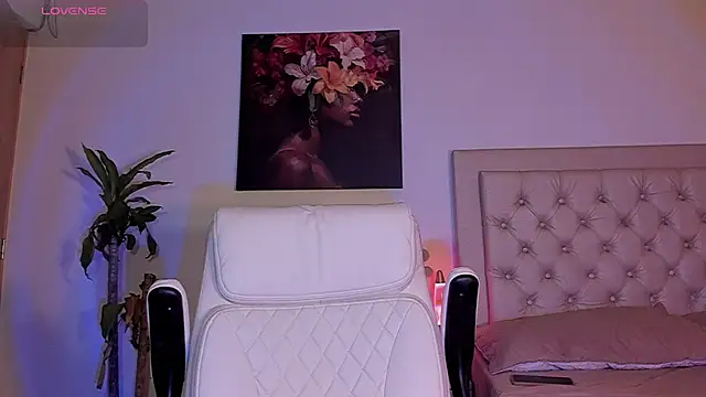 Snapshot of Josseph1_ chatting on October 29, 10:44 pm Josseph1 online show from October 29, 10:44 pm