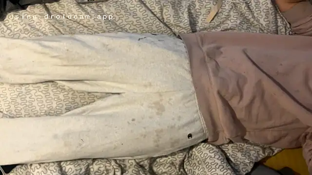 Snapshot of ThatGuyNextDoor1992 chatting on October 26, 10:04 pm ThatGuyNextDoor1992 online show from October 26, 10:04 pm