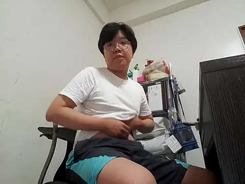 Snapshot of ksshp9502 chatting on September 15, 12:49 pm ksshp9502 online show from September 15, 12:49 pm