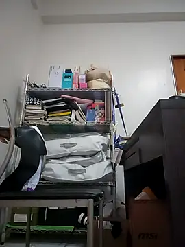 Snapshot of ksshp9502 chatting on March 7, 4:48 pm ksshp9502 online show from March 7, 4:48 pm