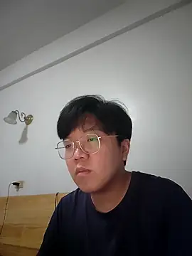 Snapshot of ksshp9502 chatting on March 22, 3:59 pm ksshp9502 online show from March 22, 3:59 pm