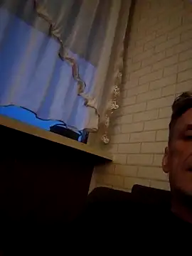 Snapshot of Tomyjumpxxxxx chatting on February 14, 9:55 pm Tomyjumpxxxxx online show from February 14, 9:55 pm