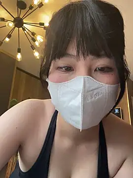 Snapshot of Onee-Chew chatting on February 4, 5:46 am Onee-Chew online show from February 4, 5:46 am