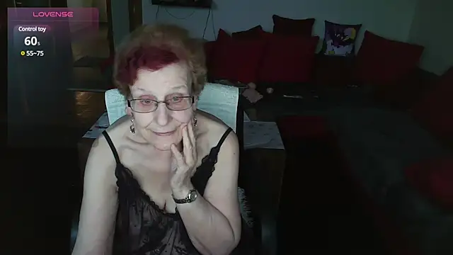 Snapshot of HeisseomaOriginal chatting on February 6, 8:18 am HeisseomaOriginal online show from February 6, 8:18 am